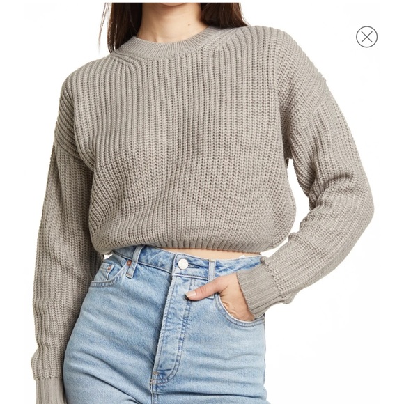 NWT Elodie Grey Cropped Sweater 
Size Small - Picture 8 of 10